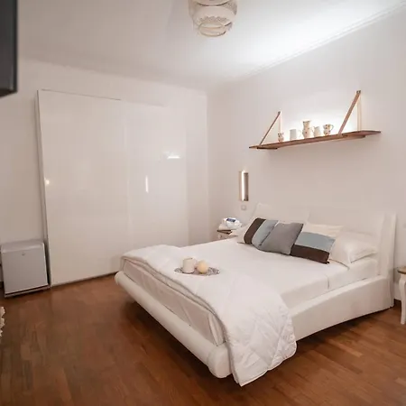 Casa Gagliardi Bed and Breakfast 4*